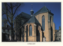 601969 Gezicht op het koor en de Dekenkapel van de Pieterskerk (Pieterskerkhof 3) te Utrecht.